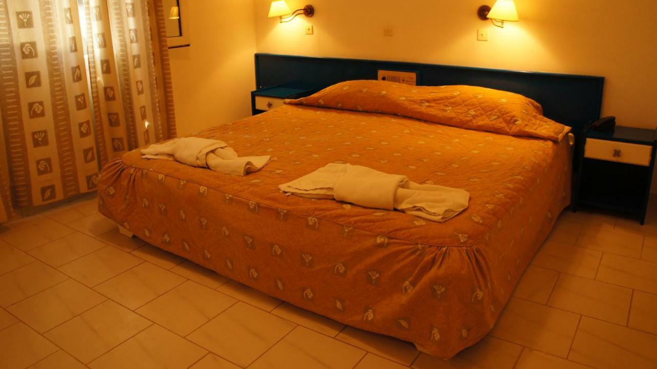 Belle Helene Hotel Ájosz Jeórjosz Págon Kültér fotó